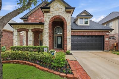 1270 Bonham Parkway, Lantana TX 76226