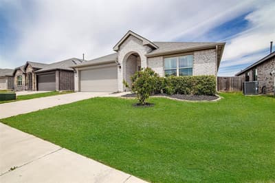 1109 Nighthawk Trail, Alvarado TX 76009 - Photo 2