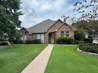 2865 Oak Creek Drive, Paris TX 75462