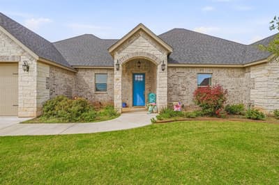 191 Crenshaw Court, Stephenville TX 76401 - Photo 2