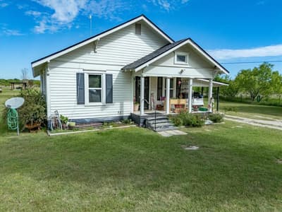 2414 E Ennis Avenue # A, Ennis TX 75119 - Photo 4
