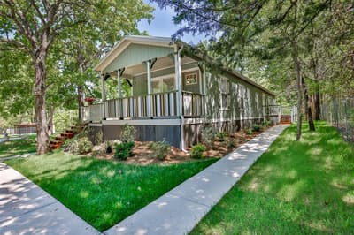 100 Shawnee Trail Road, Whitesboro TX 76273