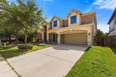 973 Tara Drive, Burleson TX 76028 - Photo 2