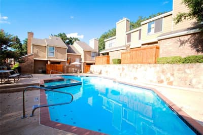2121 Park Willow Lane # C, Arlington TX 76011