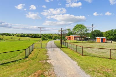 1406 N Johnson Loop, Montague TX 76251 - Photo 2
