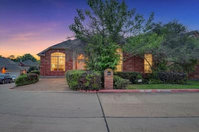 3304 Landhope Circle, Arlington TX 76016