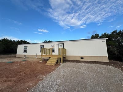 2225 WOODVIEW Trail, Granbury TX 76048