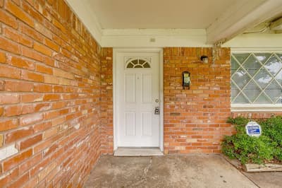 2008 Terbet Lane, Fort Worth TX 76112 - Photo 5