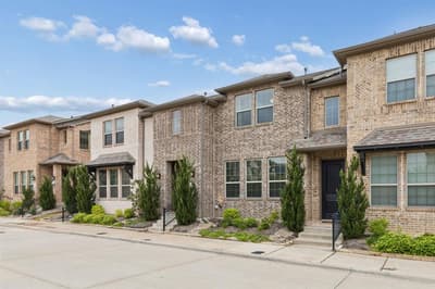 911 Ponds Edge Lane, Euless TX 76040 - Photo 2