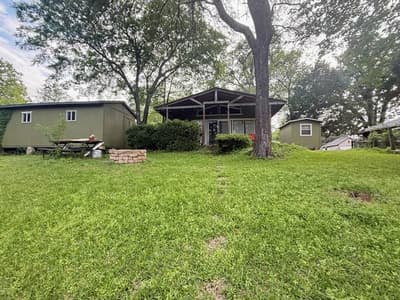 128 Shady Shores Drive, Mabank TX 75156