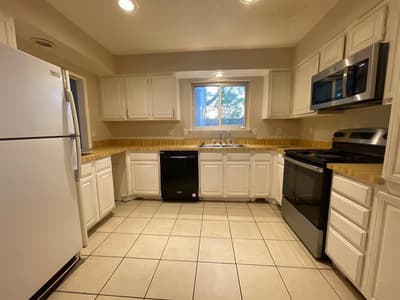 9726 Amberton Parkway, Dallas TX 75243 - Photo 5
