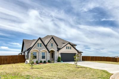 12701 Cactus Court, Godley TX 76044 - Photo 2