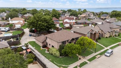 9209 Chimneywood Drive, Rowlett TX 75089 - Photo 2