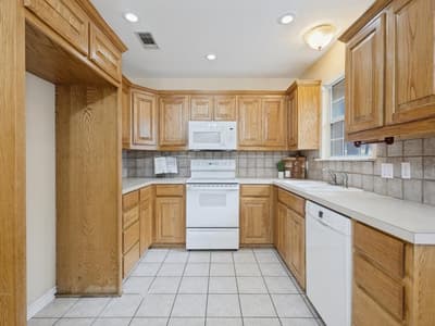 454 E Fulton Street, Van Alstyne TX 75495 - Photo 5