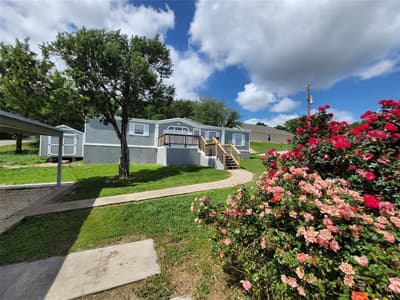 902 DEVILS RIVER Drive, Granbury TX 76048