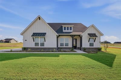 139 Big Sky Road, Decatur TX 76234 - Photo 2