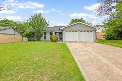 6808 Woodway Drive, Fort Worth TX 76133