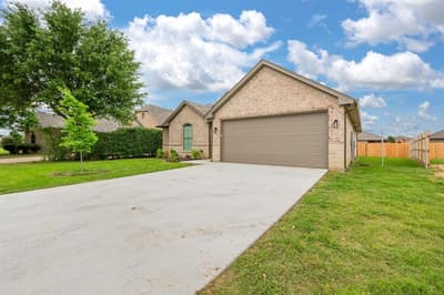 1707 Lakeway Drive, Cleburne TX 76033 - Photo 3