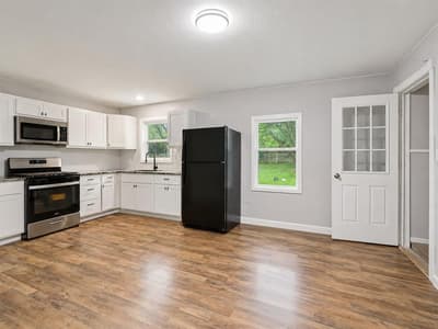 426 W Lake Street, Krum TX 76249 - Photo 4