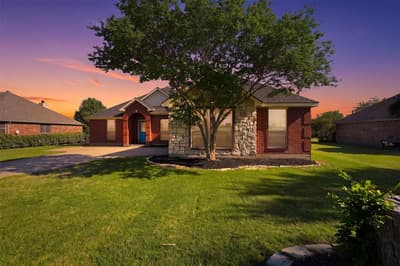 7229 Muirfield Drive, Cleburne TX 76033