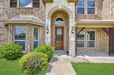 127 Lake Trail Drive, Red Oak TX 75154