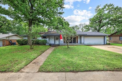 120 Mark Drive, Denison TX 75021