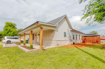 113 Smith, Tioga TX 76271 - Photo 2