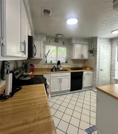 2317 Springridge Drive, Arlington TX 76014 - Photo 5