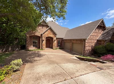 1309 Winding Brook Drive, Garland TX 75044