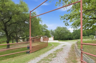 1012 Vista Hills Drive, Reno TX 76082 - Photo 2