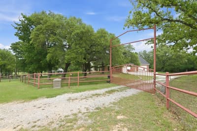 1012 Vista Hills Drive, Reno TX 76082 - Photo 3