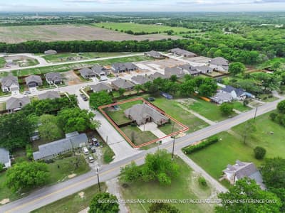 603 E Saunders Street, Trenton TX 75490