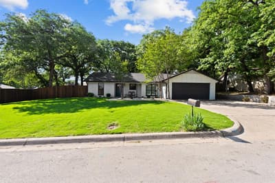 103 Camelot Drive, Weatherford TX 76086 - Photo 2