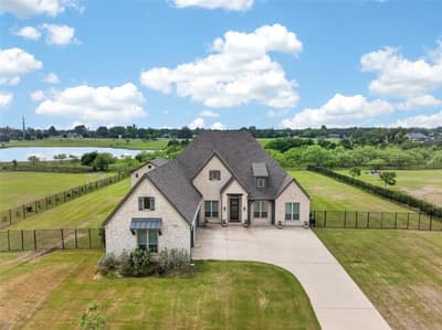 308 Virgil Drive, Sunnyvale TX 75182