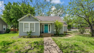 1715 N Oak Avenue, Mineral Wells TX 76067 - Photo 2