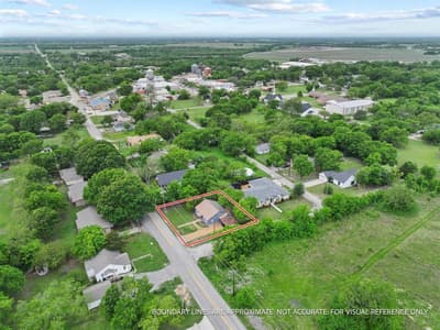 312 E Saunders Street, Trenton TX 75490