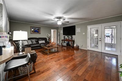 3262 Camelot Drive, Dallas TX 75229 - Photo 4
