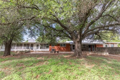 1025 S US Highway 281, Stephenville TX 76401
