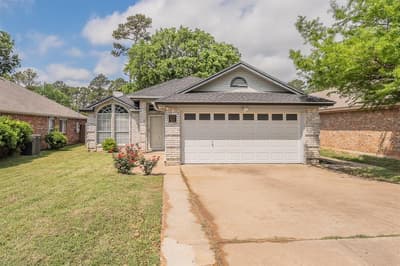 520 Kelley Court, Fort Worth TX 76120