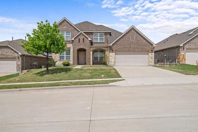 1929 Brahorn Lane, Fort Worth TX 76131