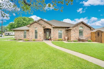 502 Main Street, Maypearl TX 76064
