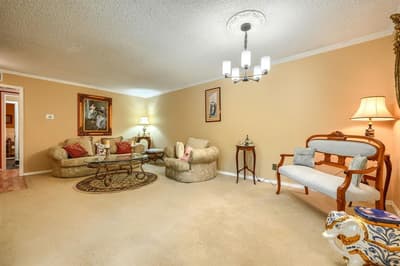 8226 Hunnicut Road, Dallas TX 75228 - Photo 5