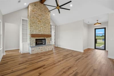 407 Lacek Mill Road, China Spring TX 76633 - Photo 5