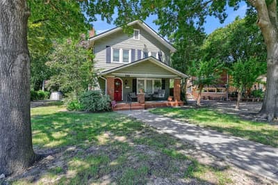 706 N Woods Street, Sherman TX 75092 - Photo 2