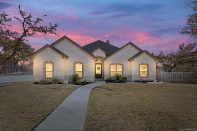 102 Rancho Del Lago Lane, Morgans Point Resort TX 76513 - Photo 3
