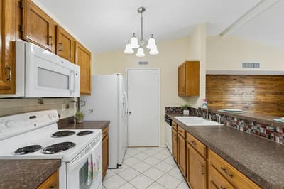 4603 Nervin Street, The Colony TX 75056 - Photo 4