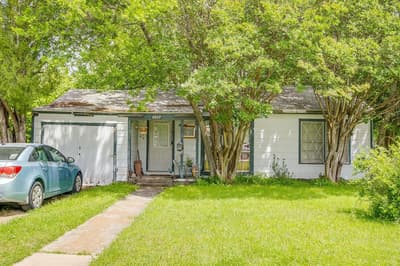 4817 Marks Place, Fort Worth TX 76116