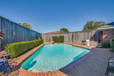 321 Kingsbridge Drive, Garland TX 75040 - Photo 3