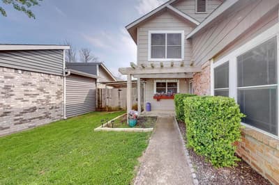 9945 Pack Saddle Trail, Fort Worth TX 76108 - Photo 5