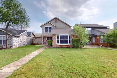 9945 Pack Saddle Trail, Fort Worth TX 76108 - Photo 4